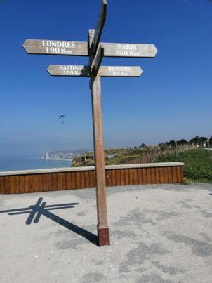 O Bord De L' Eau * Le Treport